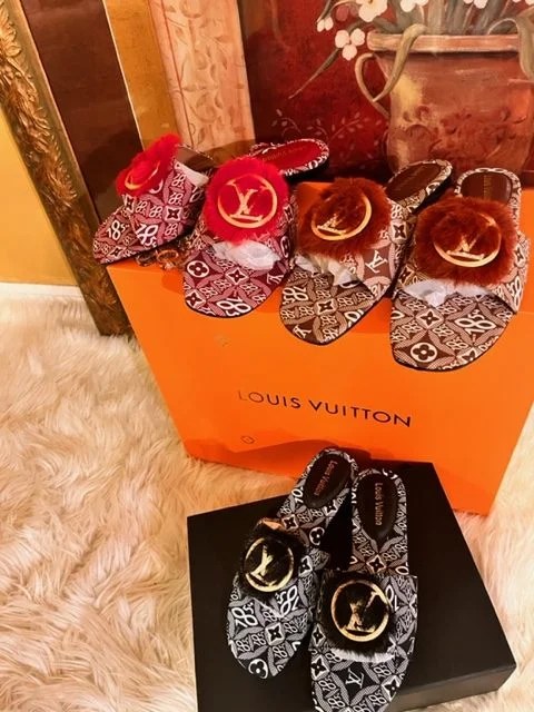 Fashion Flat Fur Sandals