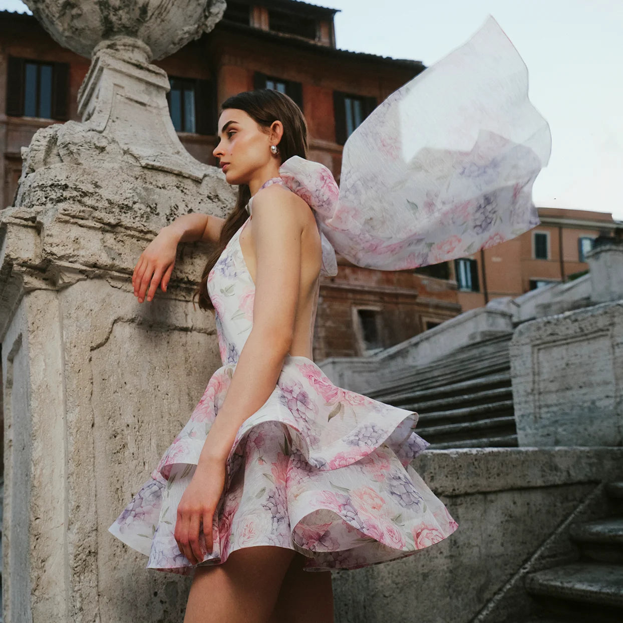 Chic Floral Printed Mini Dress Backless Sleeveless Hem Stacking